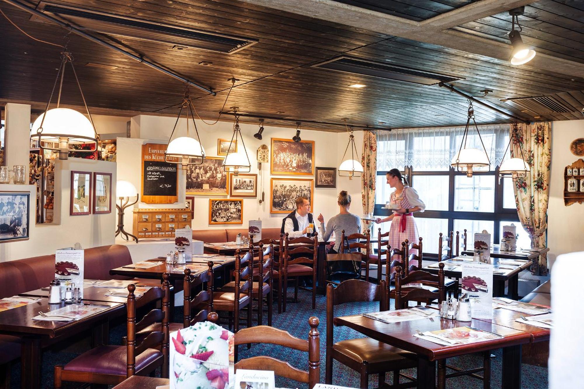 Готель Landzeit Restaurant Angath Екстер'єр фото